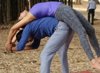 3 Yoga Poses for Couples